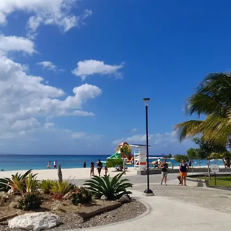 Mobay Vacation 1 Apartment